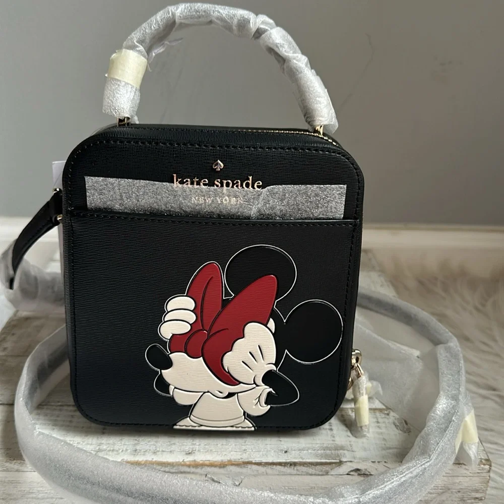 Nwt Kate spade Disney Minnie Mouse vanity bag